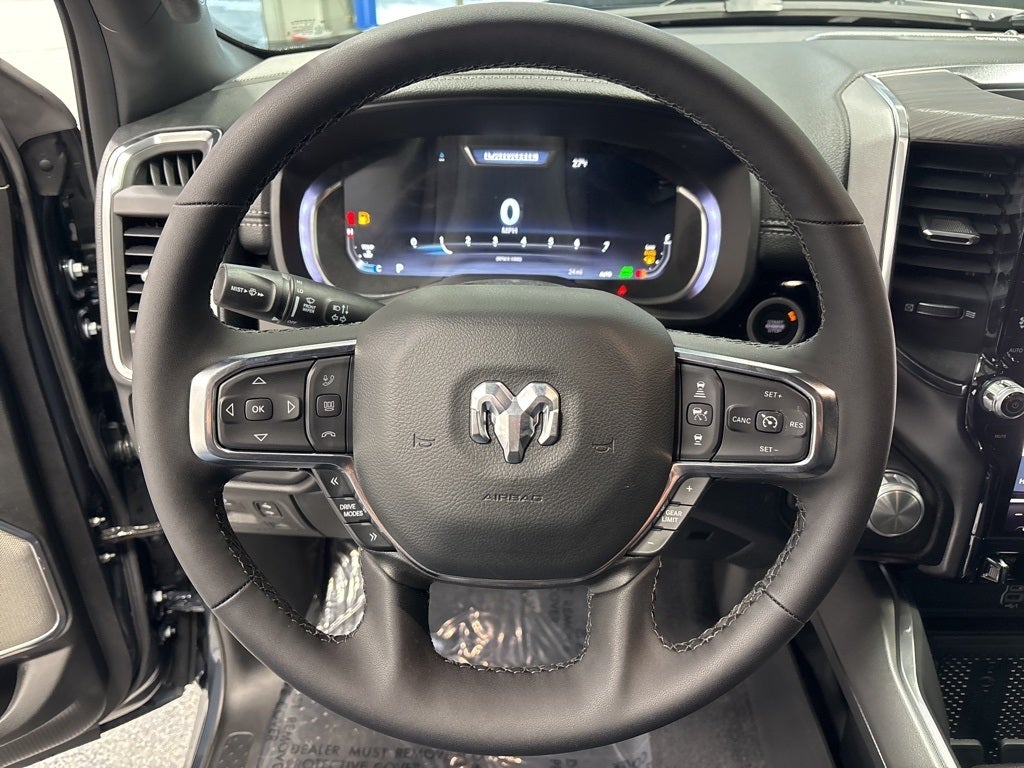 2026 RAM 1500 RAM 1500 LARAMIE CREW CAB 4X4 5'7' BOX