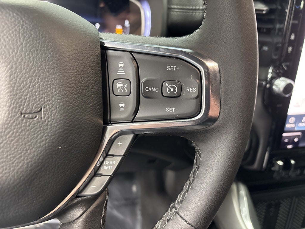 2026 RAM 1500 RAM 1500 LARAMIE CREW CAB 4X4 5'7' BOX