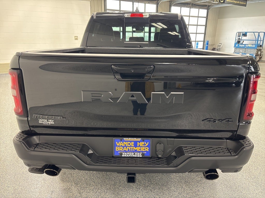 2026 RAM 1500 RAM 1500 REBEL CREW CAB 4X4 5'7' BOX