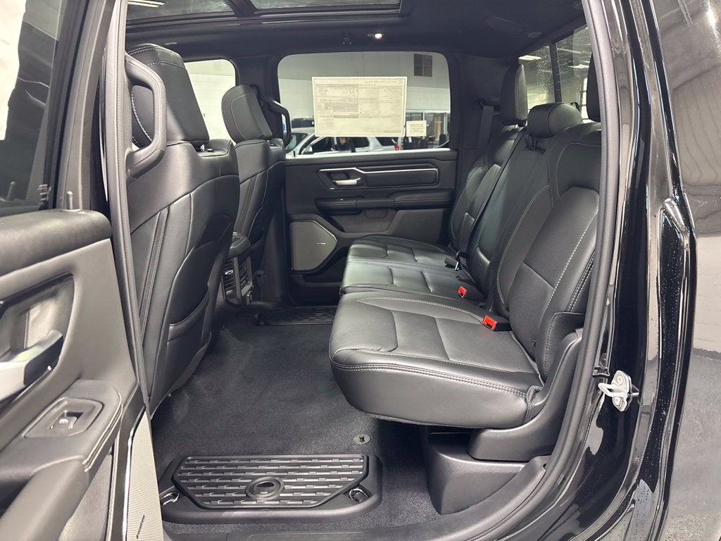 2027 RAM 1500 RAM 1500 REBEL CREW CAB 4X4 5'7' BOX