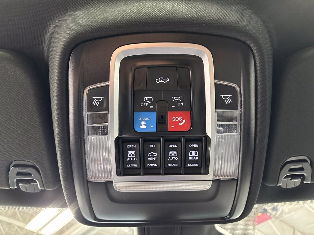 2027 RAM 1500 RAM 1500 REBEL CREW CAB 4X4 5'7' BOX