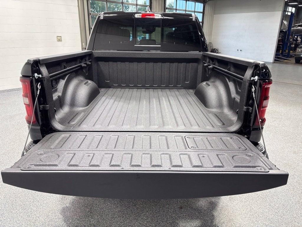2027 RAM 1500 RAM 1500 REBEL CREW CAB 4X4 5'7' BOX