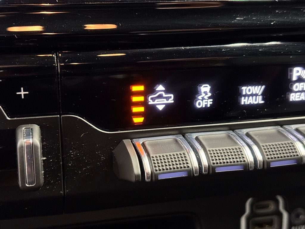 2022 RAM 1500 Rebel Crew Cab 4x4 5'7' Box