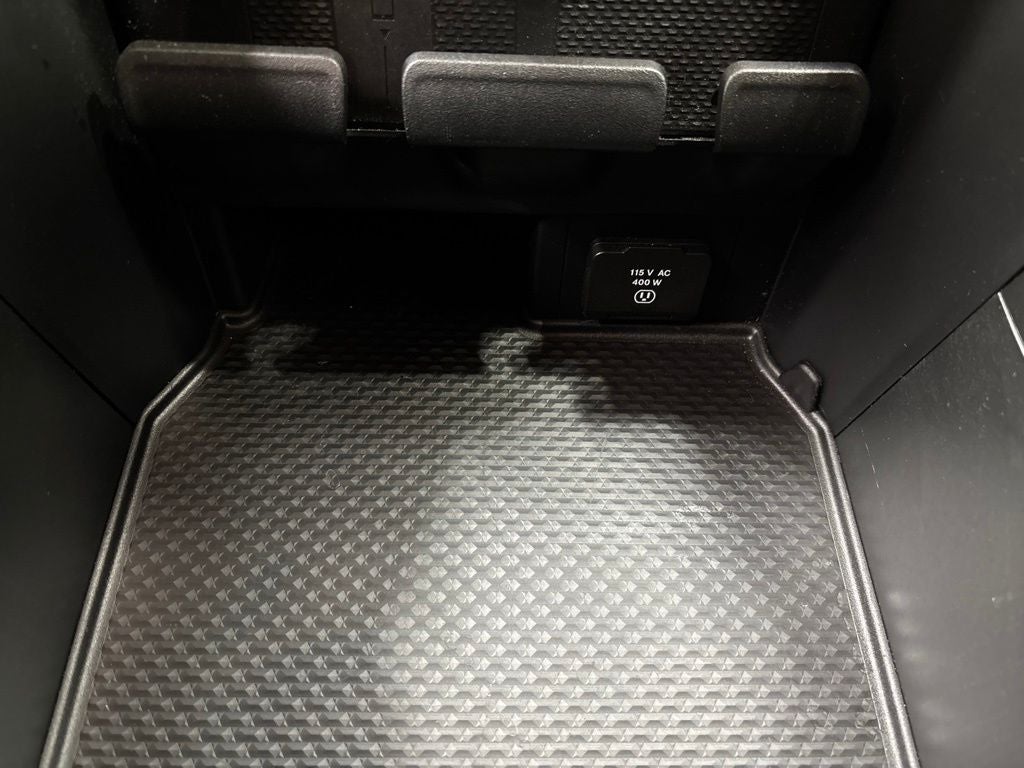 2022 RAM 1500 Rebel Crew Cab 4x4 5'7' Box