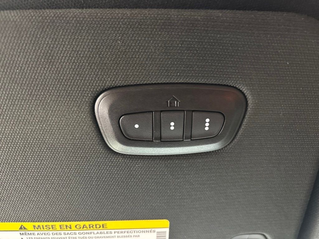 2022 RAM 1500 Rebel Crew Cab 4x4 5'7' Box