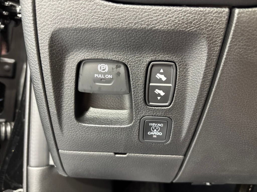 2026 RAM 1500 RAM 1500 RHO CREW CAB 4X4 5'7' BOX