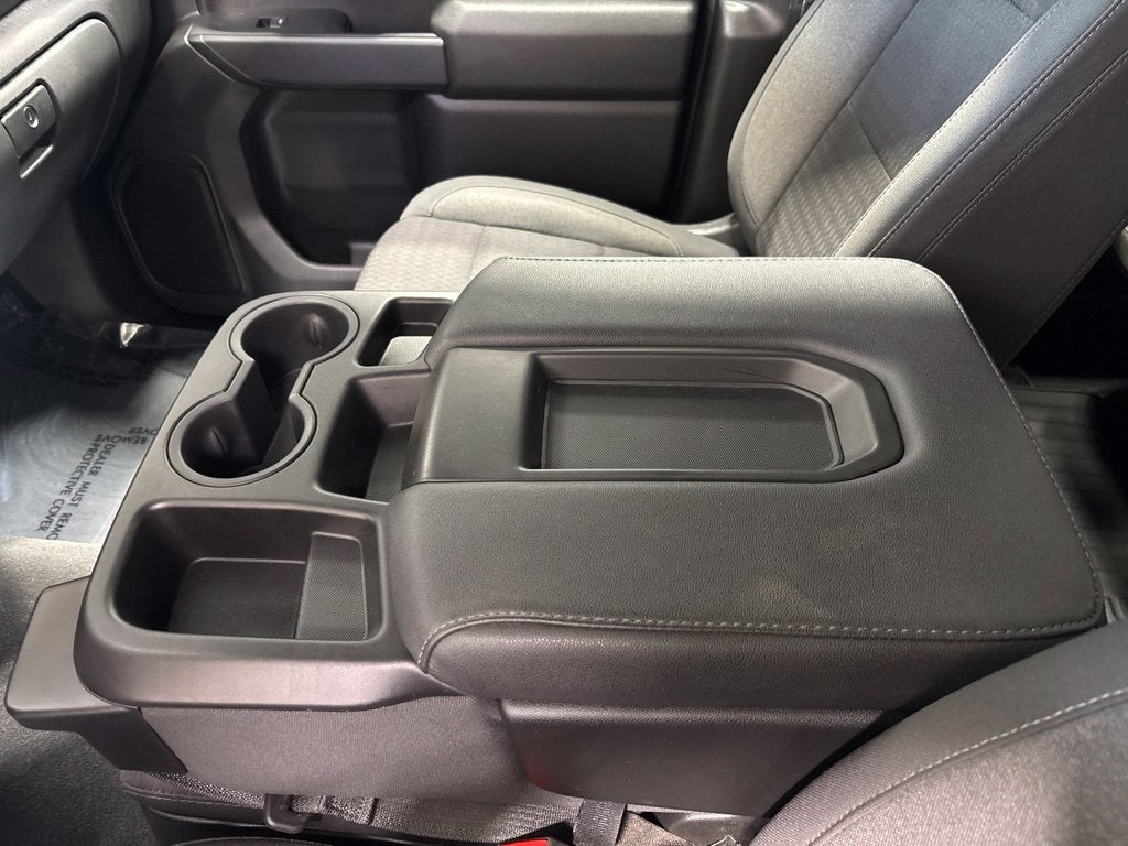 2024 Chevrolet Silverado 1500 4WD Crew Cab Short Bed Custom