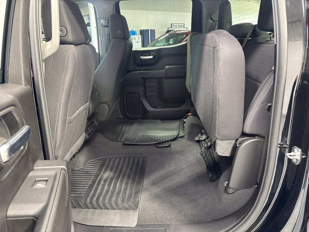 2024 Chevrolet Silverado 1500 4WD Crew Cab Short Bed Custom