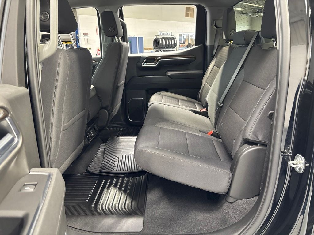 2025 Chevrolet Silverado 1500 4WD Crew Cab Short Bed LT with 2FL