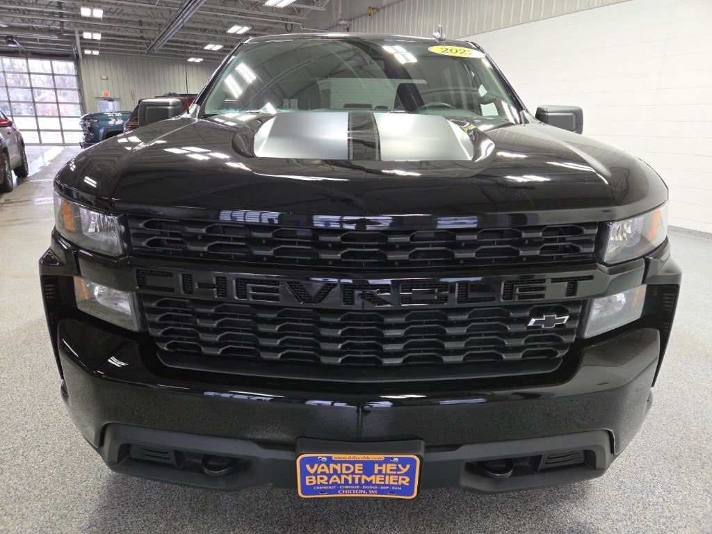 2022 Chevrolet Silverado 1500 LTD 4WD Crew Cab Short Bed Custom