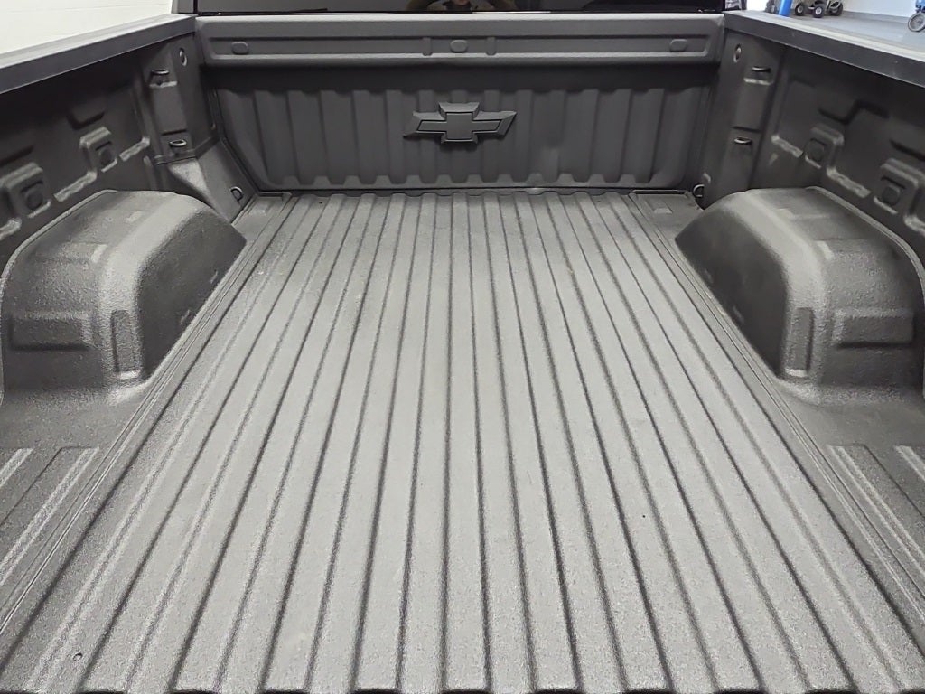 2022 Chevrolet Silverado 1500 LTD 4WD Crew Cab Short Bed Custom