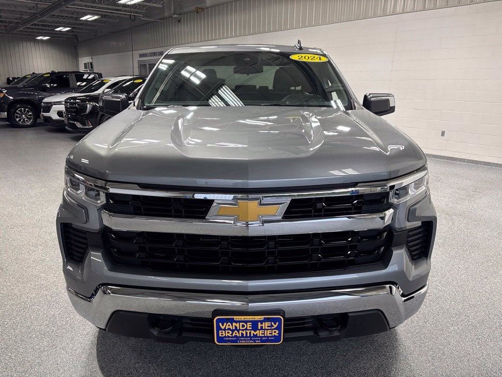 2024 Chevrolet Silverado 1500 4WD Double Cab Standard Bed LT with 2FT