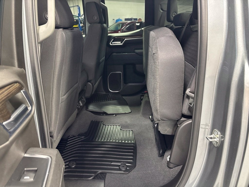 2024 Chevrolet Silverado 1500 4WD Double Cab Standard Bed LT with 2FT