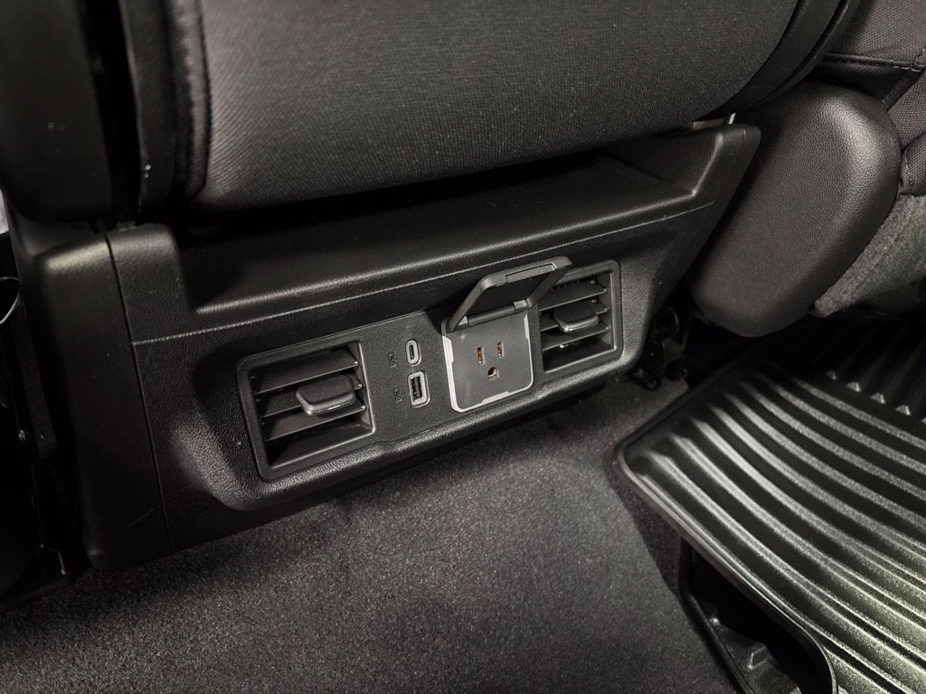 2024 Chevrolet Silverado 1500 4WD Double Cab Standard Bed LT with 2FT