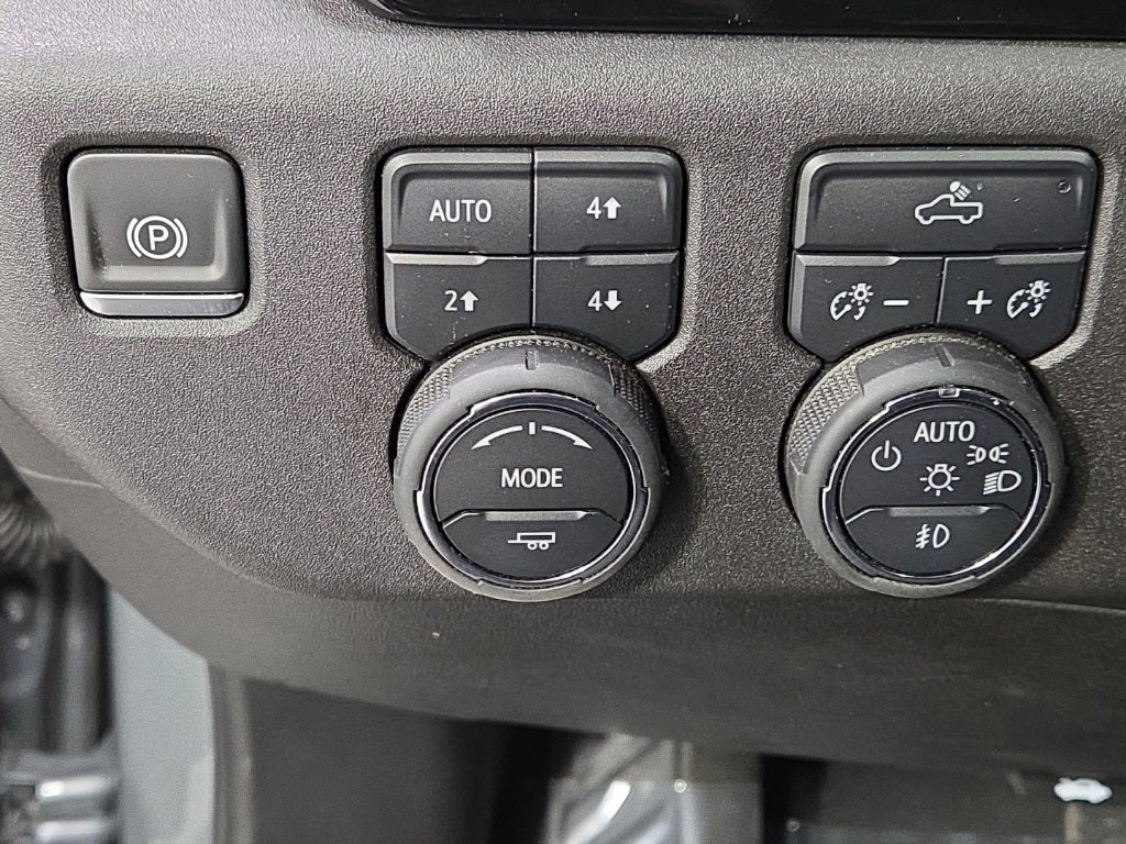 2025 Chevrolet Silverado 1500 4WD Double Cab Standard Bed RST