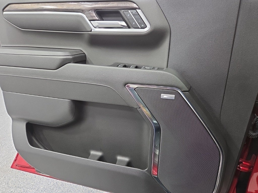 2024 Chevrolet Silverado 1500 4WD Crew Cab Short Bed LTZ