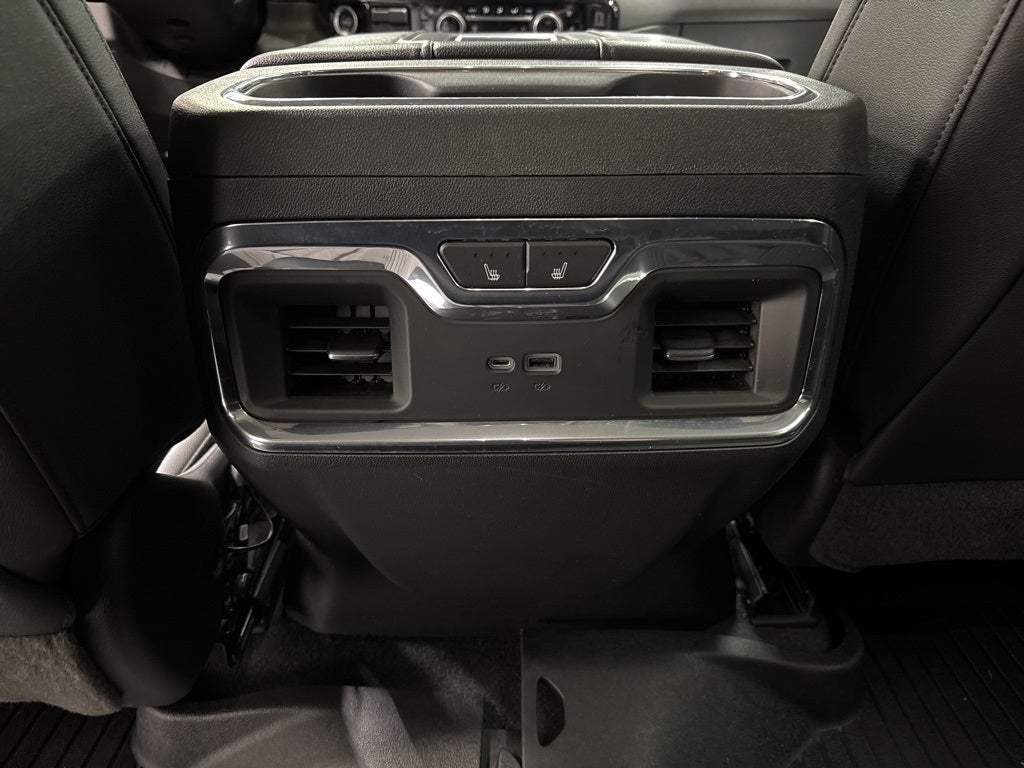 2022 Chevrolet Silverado 1500 4WD Crew Cab Short Bed LTZ