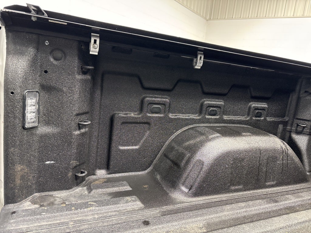 2022 Chevrolet Silverado 1500 4WD Crew Cab Short Bed LTZ