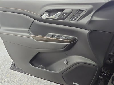 2023 GMC Acadia AWD AT4