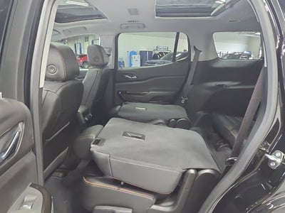 2023 GMC Acadia AWD AT4