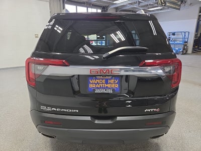 2023 GMC Acadia AWD AT4