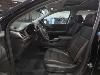 2023 GMC Acadia AWD AT4