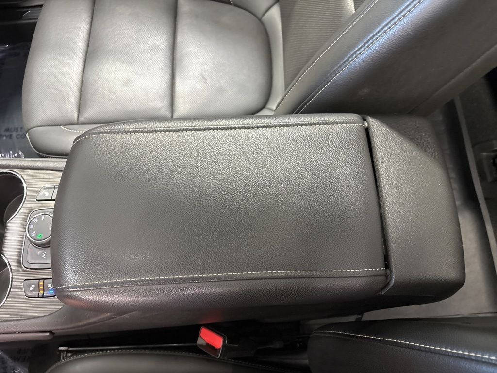 2023 GMC Acadia AWD SLT