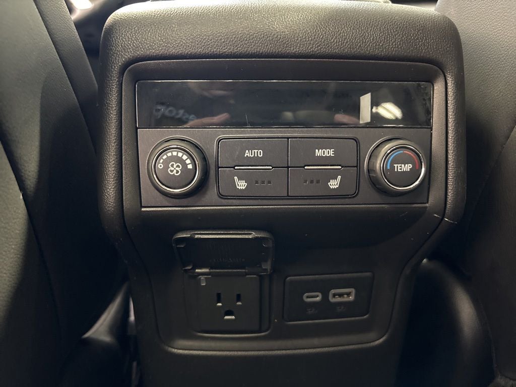 2023 GMC Acadia AWD SLT