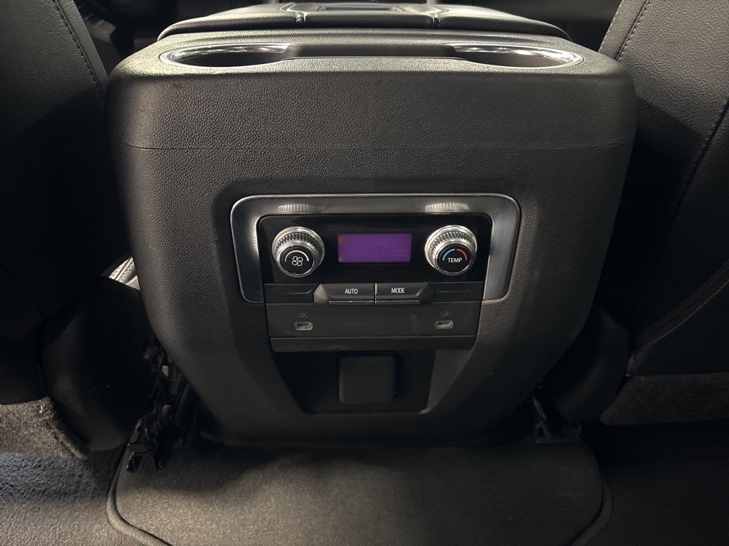 2021 GMC Yukon XL 4WD SLE