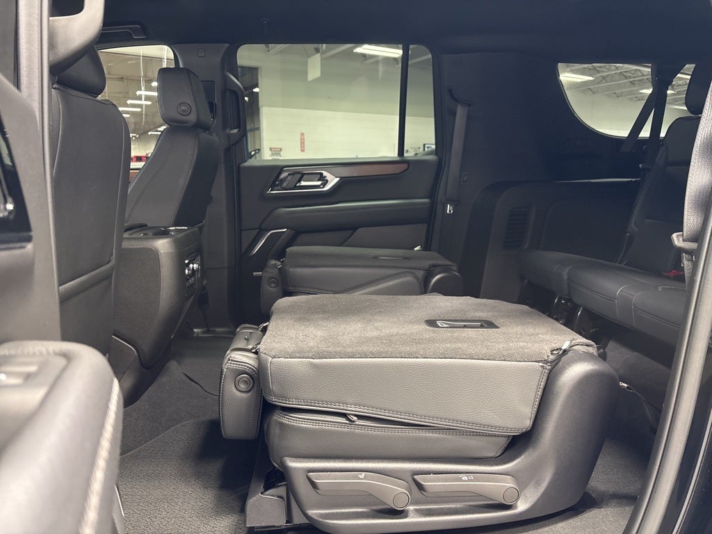 2025 GMC Yukon XL 4WD Denali