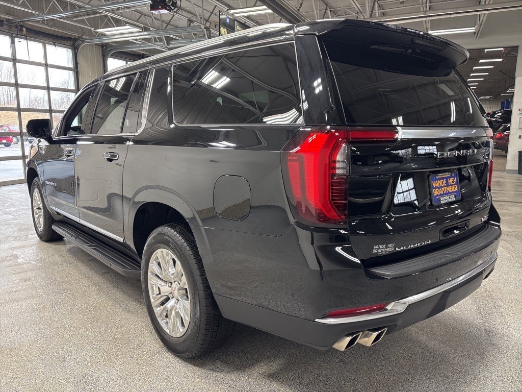 2025 GMC Yukon XL 4WD Denali