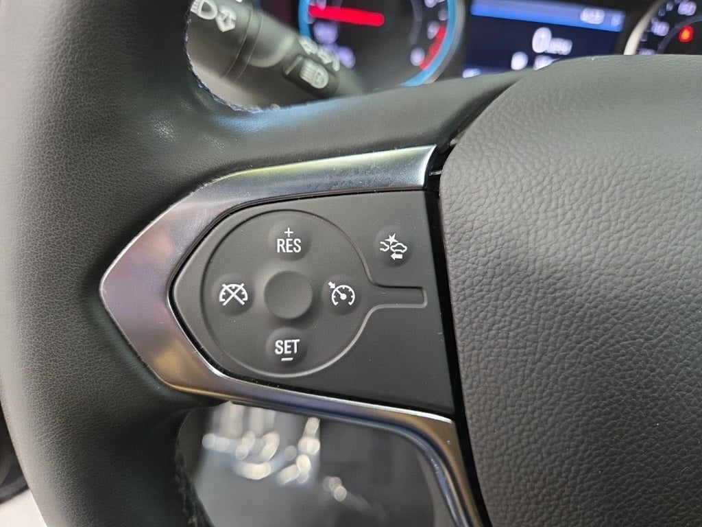 2023 Chevrolet Traverse AWD LT Cloth