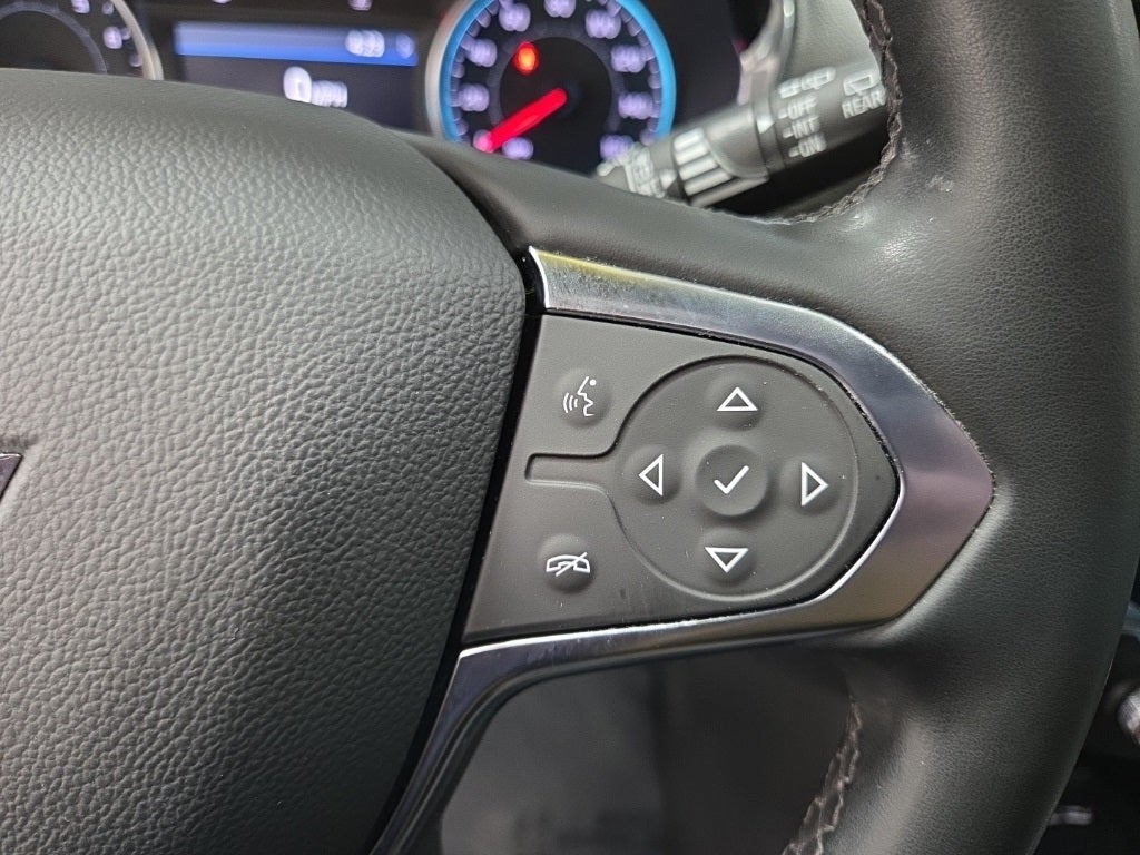 2023 Chevrolet Traverse AWD LT Cloth