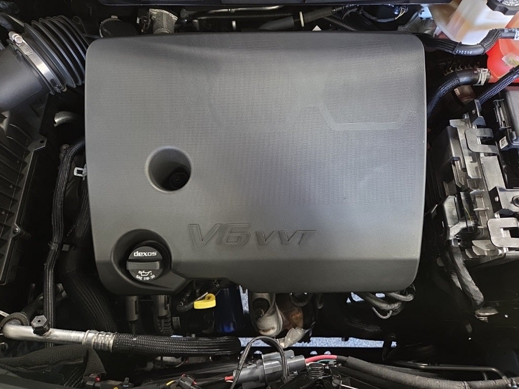 2023 Chevrolet Traverse AWD LT Cloth