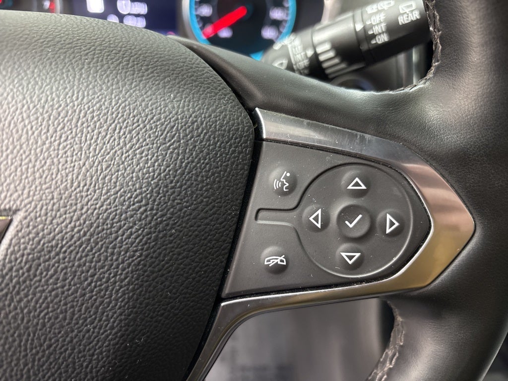 2023 Chevrolet Traverse AWD LT Leather