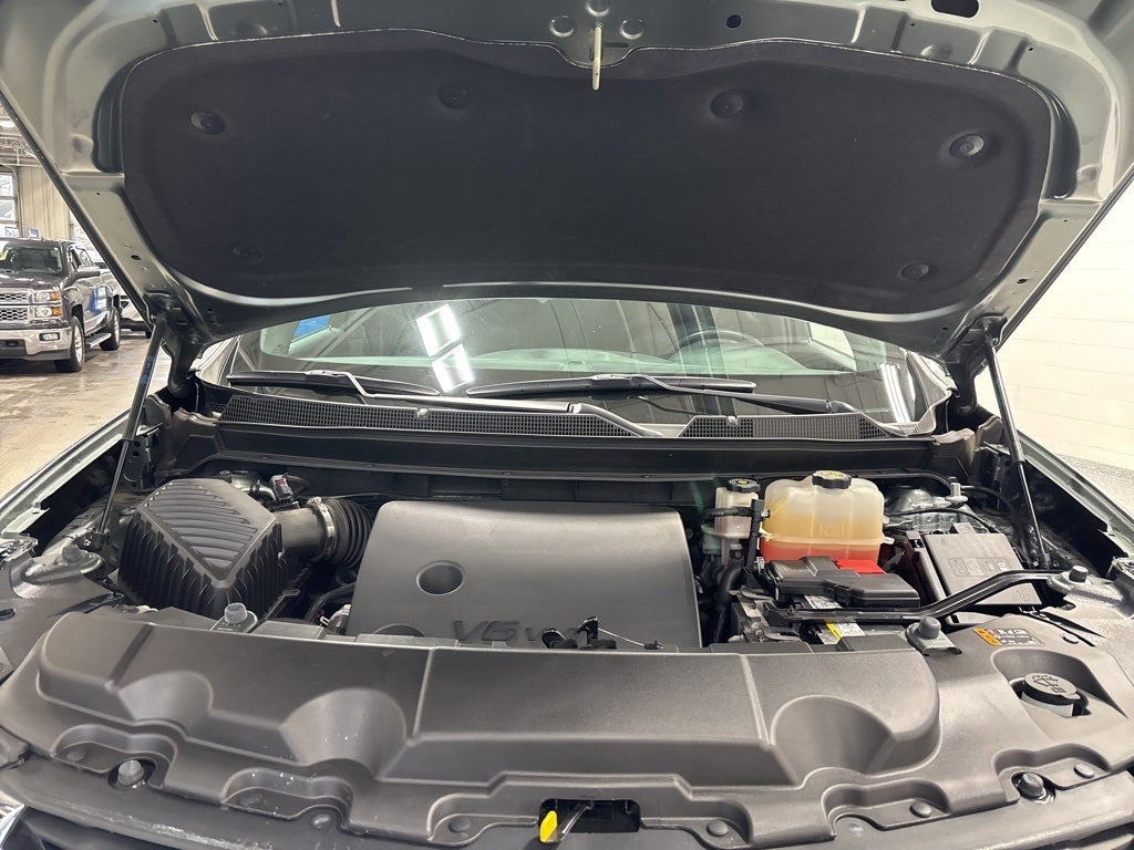 2023 Chevrolet Traverse AWD LT Leather