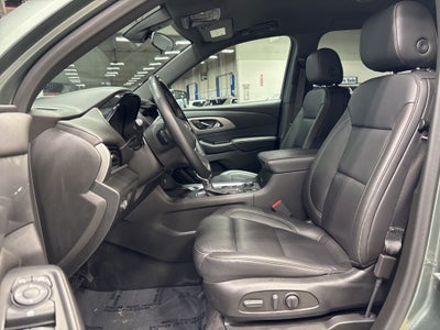 2023 Chevrolet Traverse AWD LT Leather