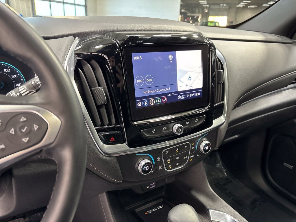 2023 Chevrolet Traverse AWD LT Leather