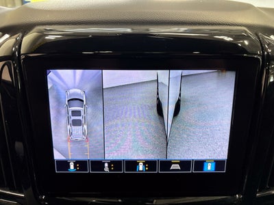 2023 Chevrolet Traverse AWD LT Leather