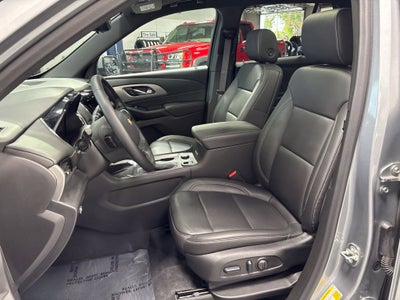 2023 Chevrolet Traverse AWD LT Leather