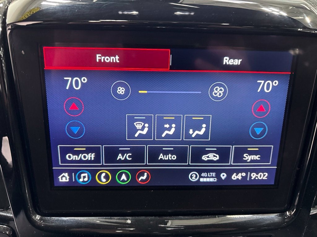 2023 Chevrolet Traverse AWD LT Leather