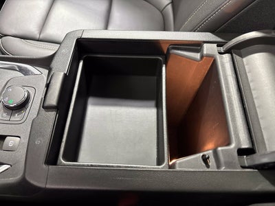 2023 Chevrolet Traverse AWD LT Leather