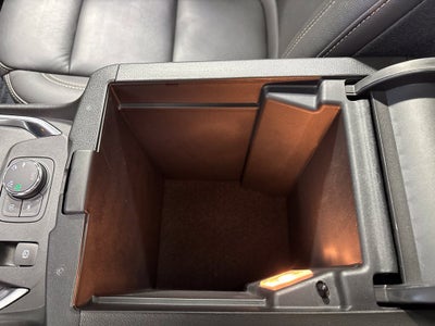 2023 Chevrolet Traverse AWD LT Leather