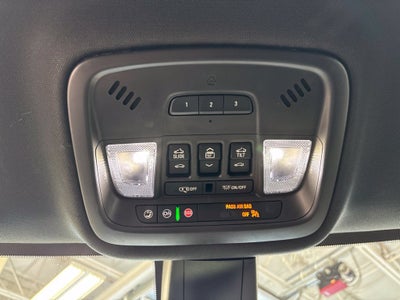 2023 Chevrolet Traverse AWD LT Leather