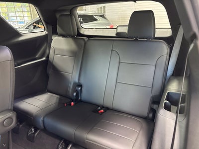 2023 Chevrolet Traverse AWD LT Leather