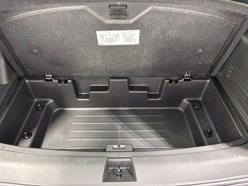 2023 Chevrolet Traverse AWD LT Leather