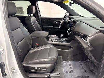 2023 Chevrolet Traverse AWD LT Leather
