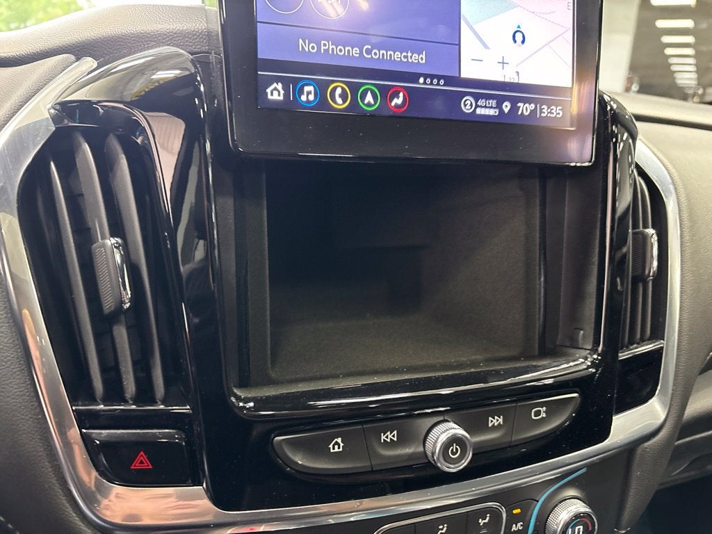 2023 Chevrolet Traverse AWD LT Leather