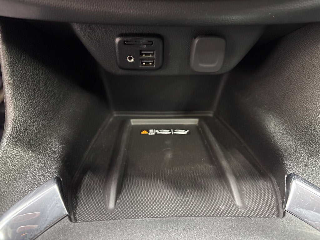 2023 Chevrolet Traverse AWD LT Leather