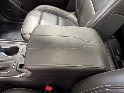 2023 Chevrolet Traverse AWD LT Leather